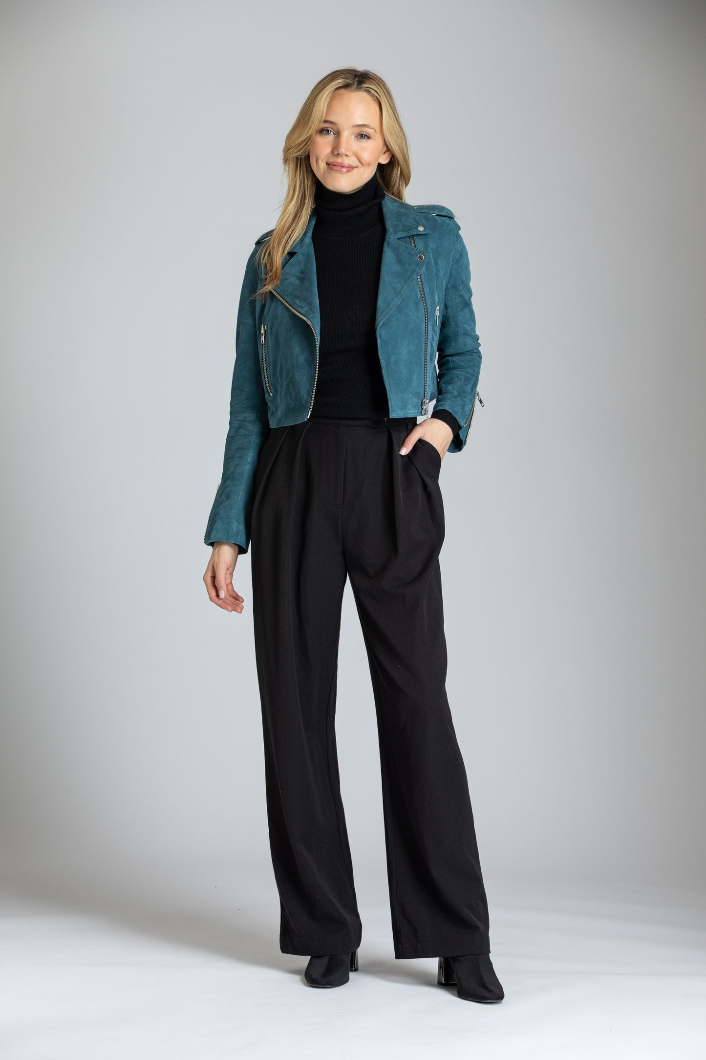 Cropped Goat Suede Jacket With Zipper Detail - Petrol Blue