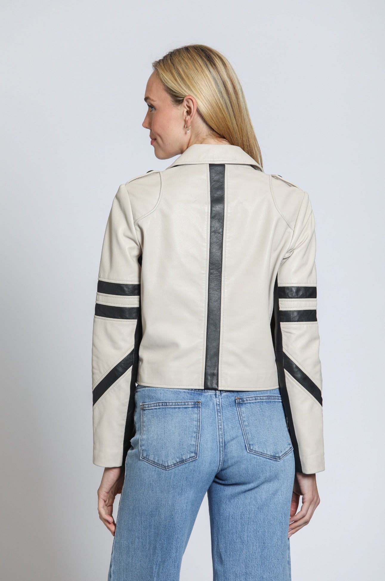 Combo Cropped Trench in Lamb Leather - Black/White Off